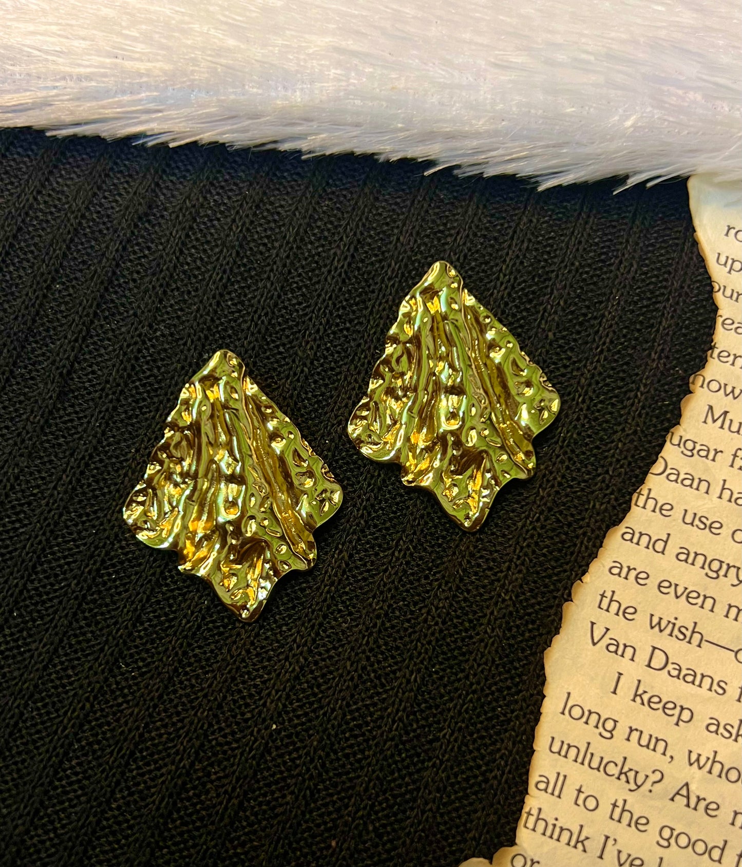Crinkle Edge Gold Earrings