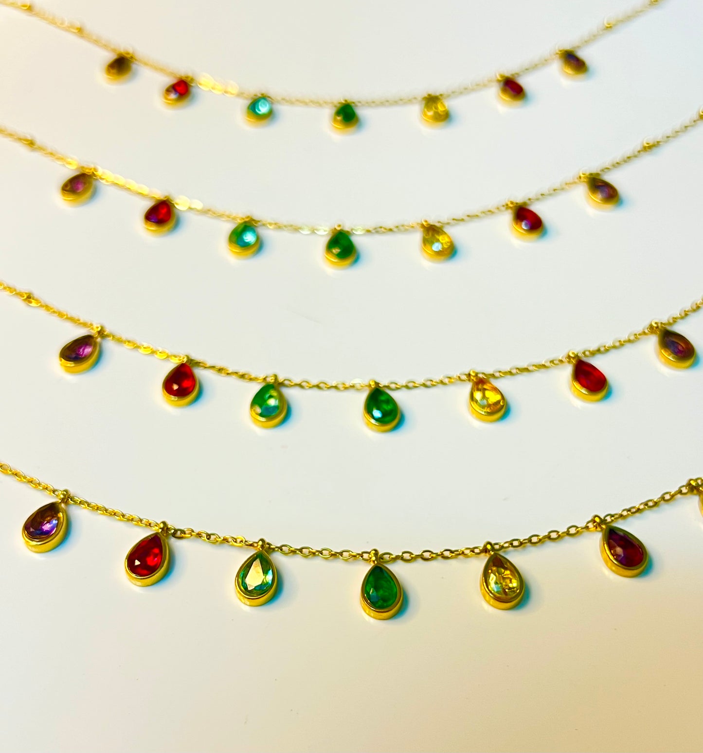 Aurora Droplet Chain