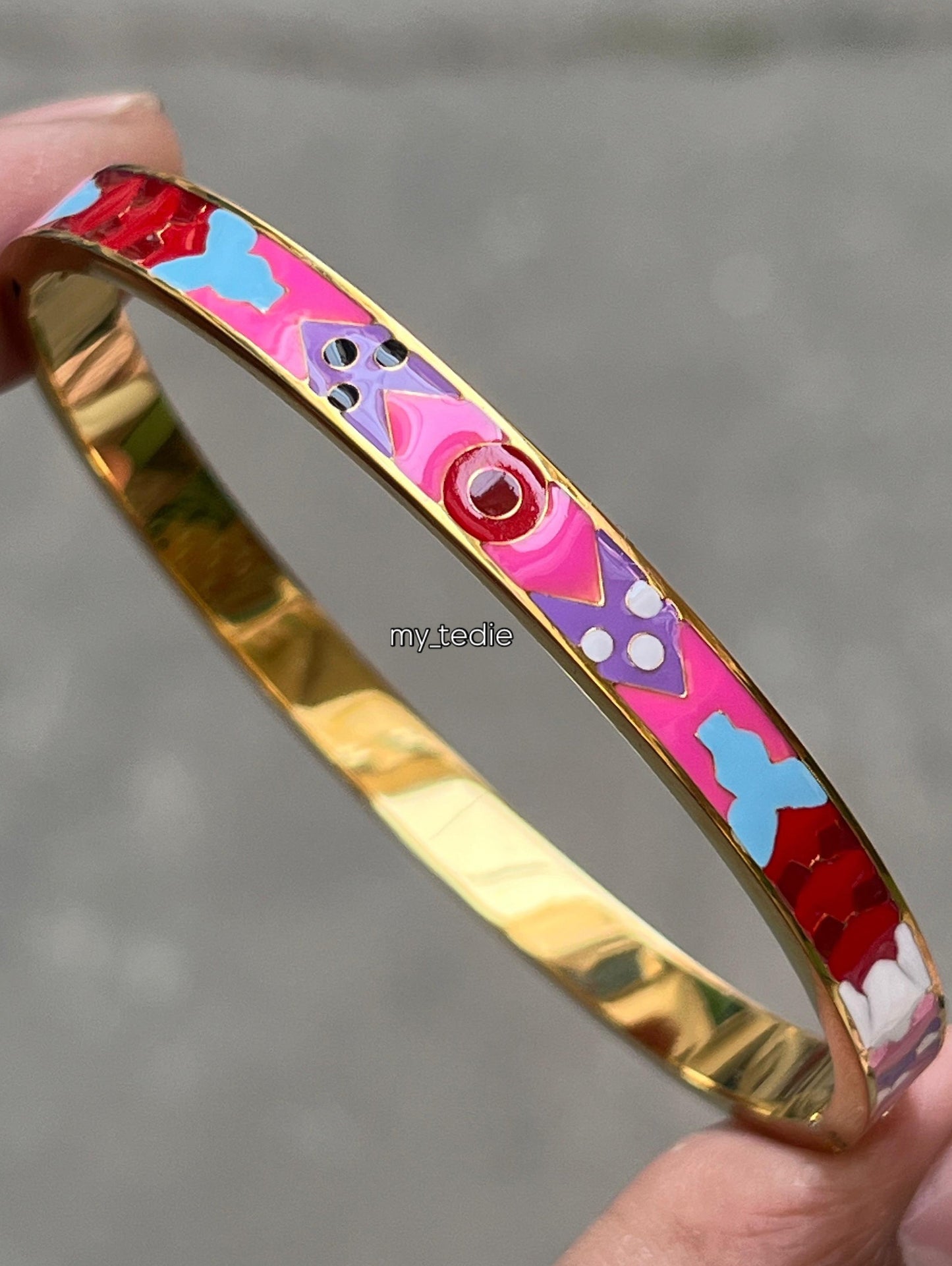 Statement Slim Bangle