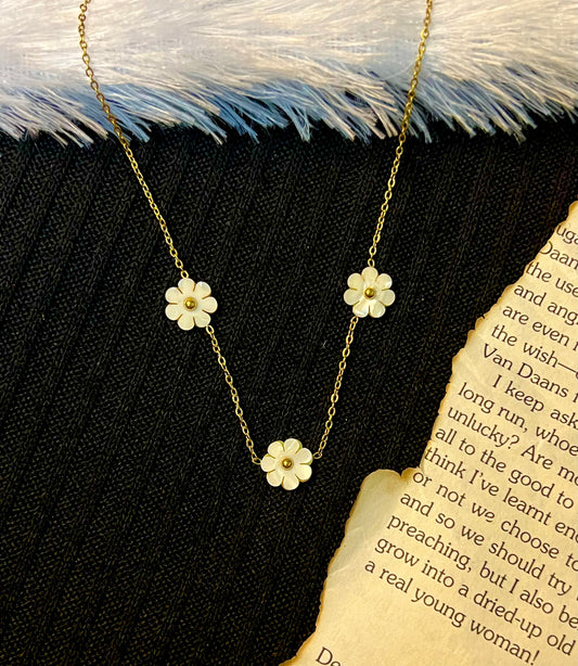 Trio Blossom Chain