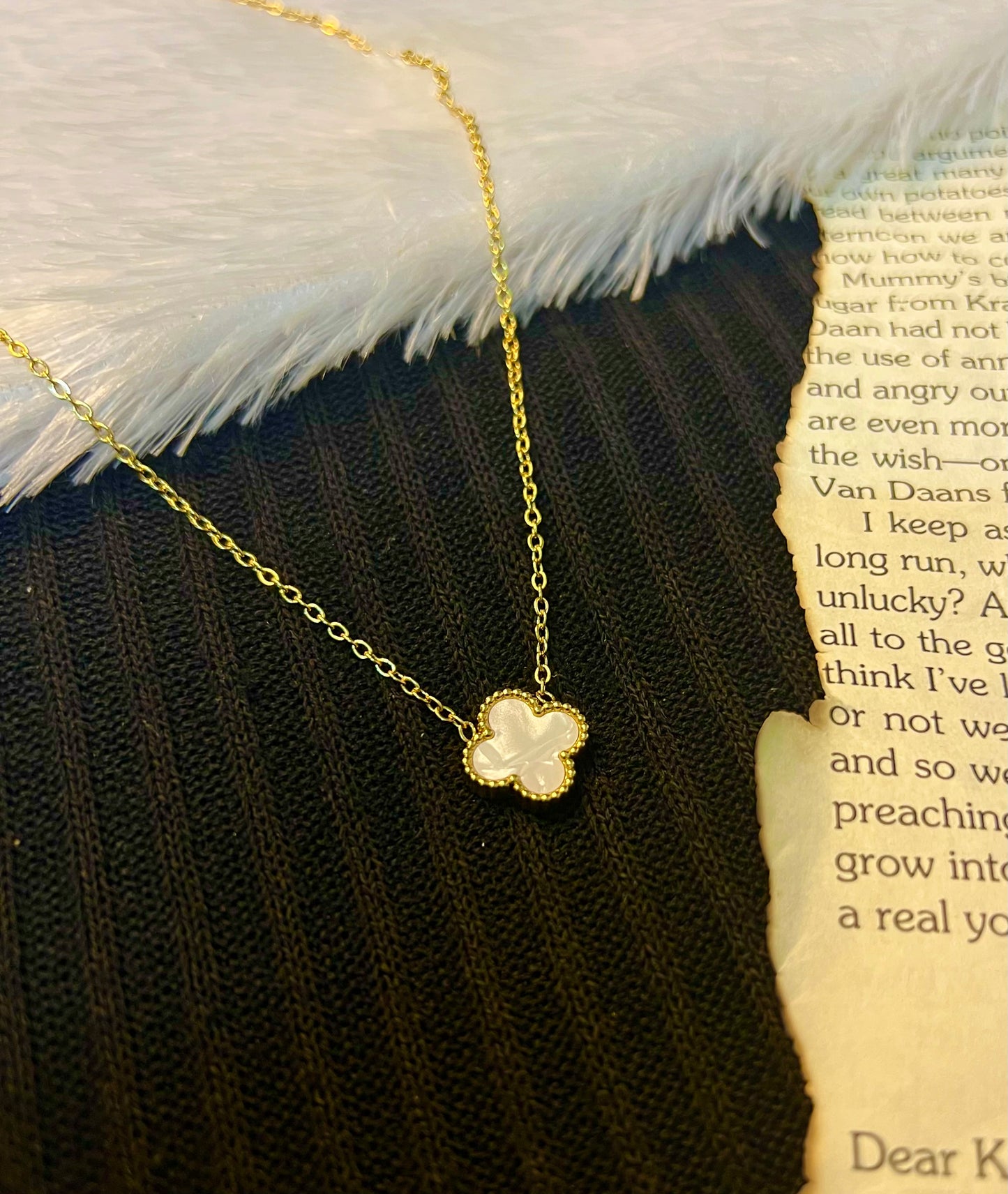 Reversible Clover Chain