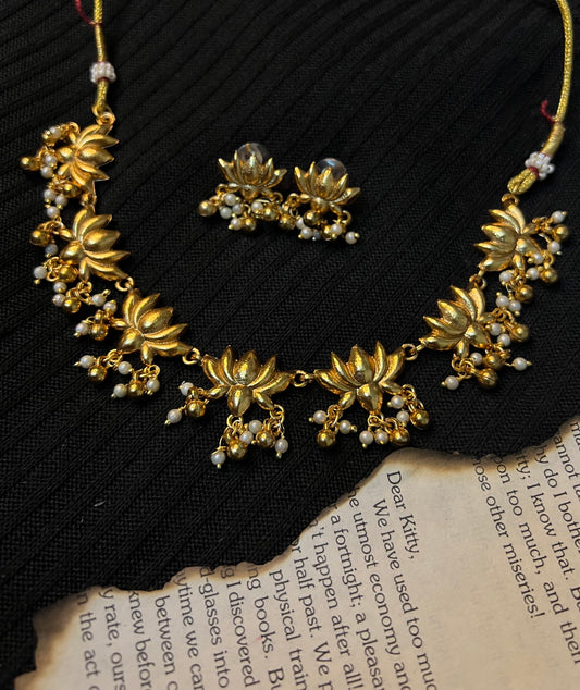 Golden Lotus Guttapusalu